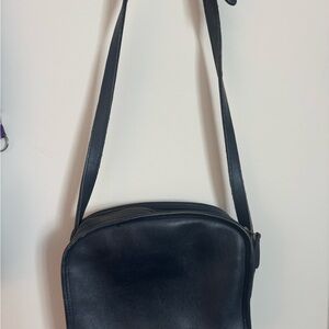 Vintage Coach Black Leather crossbody Bag